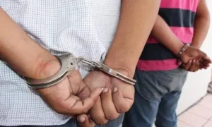 Irán arresta 30 personas acusadas de espiar para Israel y Estados Unidos