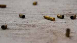 Investigan muerte a tiros de agente policial suspendido en Nagua