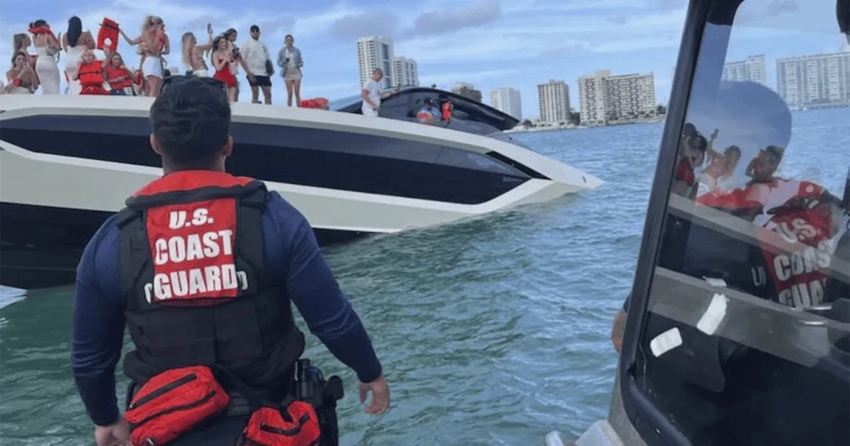 Fiesta por el Mundial 2026 en barco es detenida por la Guardia Costera en Miami