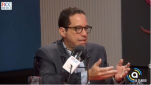 Sigmund Freund asegura en el 2025 se crearon  más de 117,000 empleos; 40 en el sector público