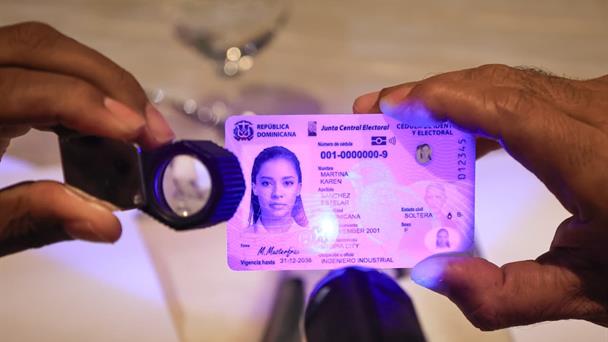 asi es la nueva cedula dominicana 77fa850a focus 0 0 608 342