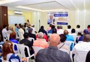 Ramón Raposo lanza programa social para fortalecer el vínculo con comunidades de Santo Domingo Norte