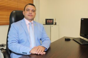 Julio Landrón anuncia unidades de salud mental de 24 horas en todos los hospitales del país