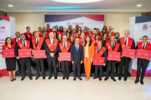 Senado y Universidad de Castilla-La Mancha concluyen máster en Derecho