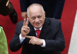 Diosdado Cabello llama a respaldar a Delcy Rodríguez tras captura de Maduro