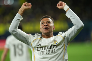 Mbappé impulsa al Real Madrid al liderato de La Liga tras vencer al Villarreal