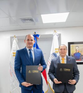 Inabie e Ideice firman acuerdo para evaluar programas de alimentación y salud escolar