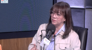 “Los seres humanos no nacimos para vivir endeudados”, dice experta sobre dinero y salud mental