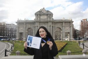 Dominicana Patricia Pérez destaca en España como finalista del Premio Nacional de la Juventud 2026