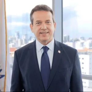 Ito Bisonó asegura remodelación del Centro Olímpico estará lista para marzo