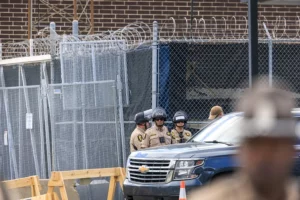 Muere migrante en el mayor centro de detención de EE.UU; es el tercero en lo que va de año