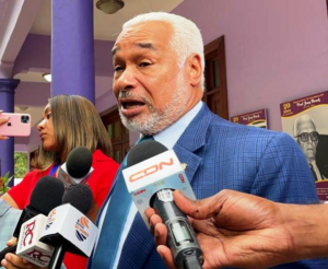 Radhamés Camacho advierte sobre la crisis del sistema educativo