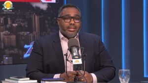 Víctor Eddy valora entrada en vigencia de la nueva Ley de Contrataciones Públicas y advierte retos legales