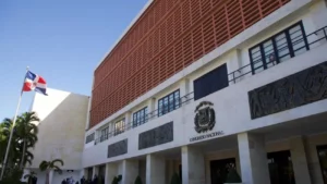 Congreso analiza nueva ley para proporcionar subsidios a desempleados durante seis meses