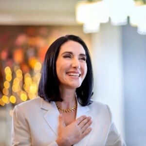 Raquel Arbaje felicita a Alfredo Pacheco y destaca su gestión en la Cámara de Diputados