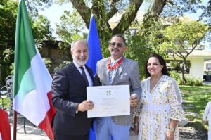 Italia otorga condecoración “Comendador de la Estrella de Italia” a Arquímedes Cabrera