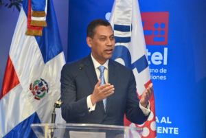 Martínez Pozo interpreta salida de Guido Gómez Mazara del Indotel como jugada política estratégica