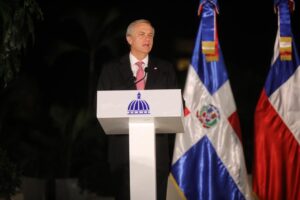 Cancelan vuelo del presidente de Chile desde RD por tormenta invernal en EEUU