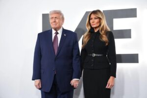 Trump asiste al estreno de “Melania”, documental impulsado por Amazon