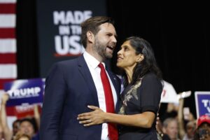 JD Vance y su esposa anuncian que serán padres por cuarta vez