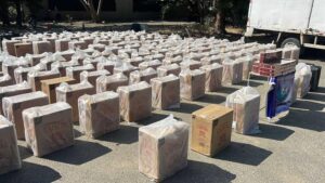 Incautan cargamento de cigarrillos ilegales en operativo en Navarrete