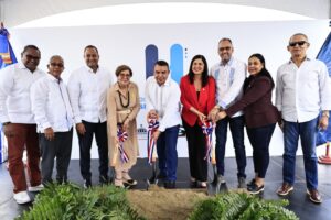 Dan primer palazo para inicio de segunda etapa de remozamiento del Hospital Provincial Pascasio Toribio Piantini