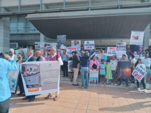 Familiares de víctimas de explosión en San Cristóbal reclaman justicia frente a la Procuraduría