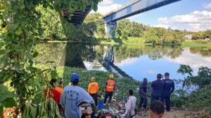 Cuatro heridos y un desaparecido tras accidente en el puente Jacinto Peynado, sobre el Río Isabela