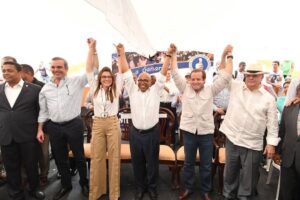 Alfredo Pacheco resalta aniversario del PRM como símbolo de cambio político