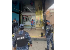 Asaltan joyería en San Pedro de Macorís y se llevan prendas y dinero