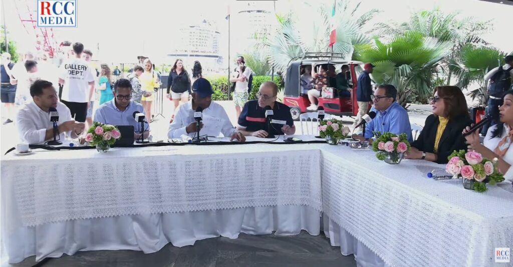 bridgi y el staff de el sol de la mañana