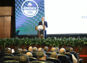 Gobierno estima que Burocracia Cero ahorró 1.3 % del PIB a RD en cinco años