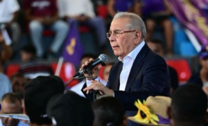 Danilo Medina niega haber impulsado debate sobre reforma fiscal en diálogo con el Gobierno