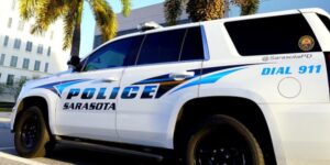 Dos tiroteos relacionados dejan siete muertos en el sur de Florida, incluido el atacante