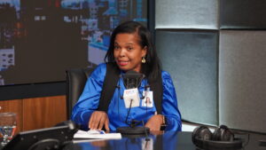 Periodista denuncia presunta estafa en compra de vehículo en dealer de San Cristóbal