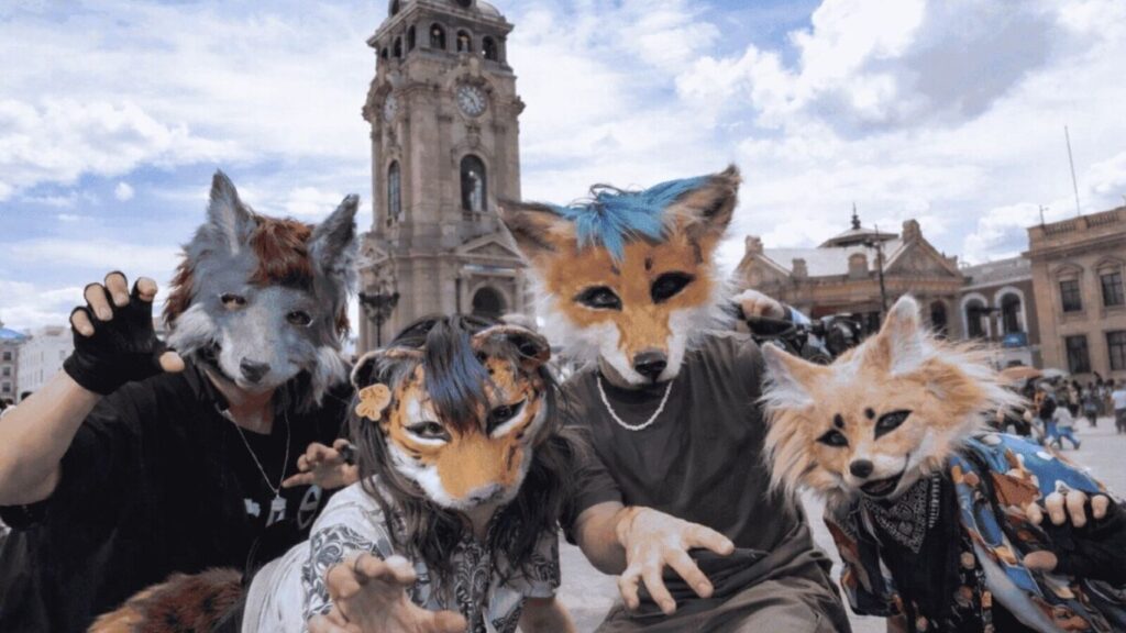 desde el ambito religioso algunas personas han relacionado el fenomeno de los therians con pasajes biblicos que describen comportamientos comparados con animales. 