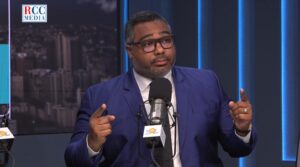 Ley sobre autismo: Víctor Eddy Mateo denuncia vicisitudes de padres con niños con condición autista