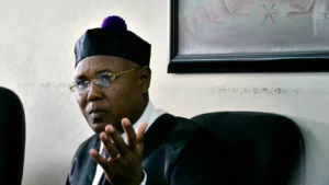 Hallan muerto en su oficina al exjuez Víctor Mejía Lebrón en Santo Domingo Este