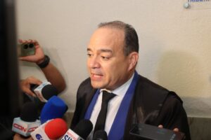 Denuncian a Mario Lama y Joaquín Toribio Sención por supuesto desembolso de 13 mil millones en servicios de “diálisis a domicilio”