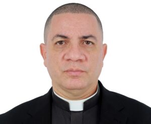 Disciplina y autoridad: un marco de emergencia para la educación pública dominicana