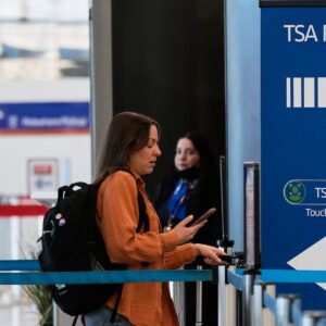 EE. UU. suspende TSA PreCheck y Global Entry por cierre del DHS