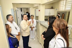 SNS garantiza insumos para diálisis y nutrición a más de 800 pacientes