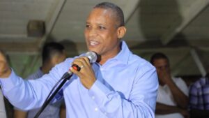 Alcalde de Montecristi alerta sobre invasión ilegal de terrenos