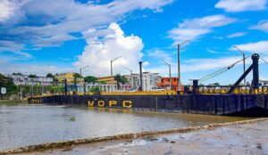 Puente flotante será cerrado por dos horas este sábado
