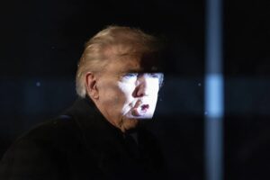 La Casa Blanca insiste en que Trump rompió con Epstein pero no aclara si conocía sus delitos