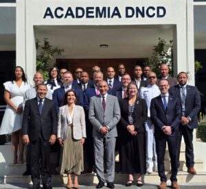 República Dominicana crea equipo especializado para desmantelar laboratorios clandestinos de drogas sintéticas