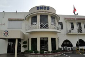 DNCD incauta más de dos toneladas de droga; el mayor decomiso marítimo del país