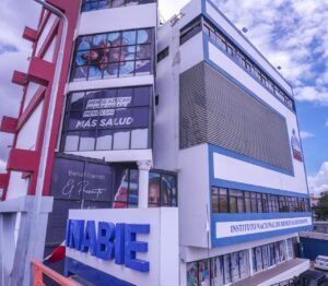 Contrataciones Públicas inhabilita de forma permanente a dos proveedores por documentos falsificados en procesos del Inabie