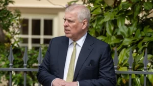 Arresto del expríncipe Andrés sacude la monarquía tras cuatro siglos sin precedentes