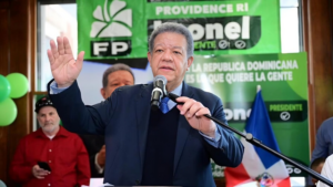 Leonel Fernández: "La crisis no se resuelve buscando en Google"